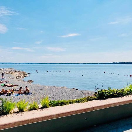 Appartamento Anna Sul Lago Di Garda - Citycenter Desenzano Del Garda Bagian luar foto